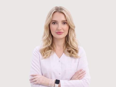 Врачи